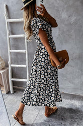Loved By You – Midikleid mit Gänseblümchenmuster